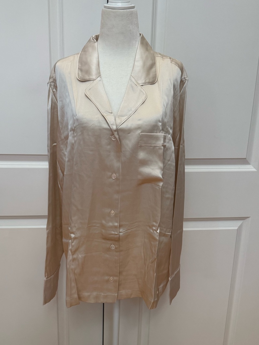 Cozy Earth Serenely Silk Classic Long Sleeve Pajama Top Champagne XL